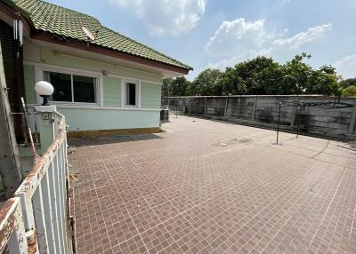 432 Sqm., 1 Bed, 1 Bath House listed for ฿ 3,570,000.