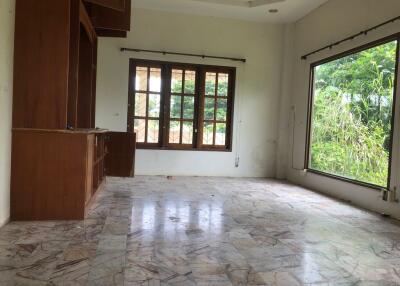 343 Sqm., 1 Bed, 1 Bath House listed for ฿ 3,100,000.