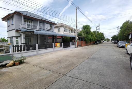 207 Sqm., 1 Bed, 1 Bath House listed for ฿ 3,520,000.