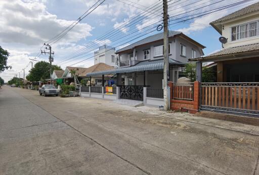 207 Sqm., 1 Bed, 1 Bath House listed for ฿ 3,520,000.