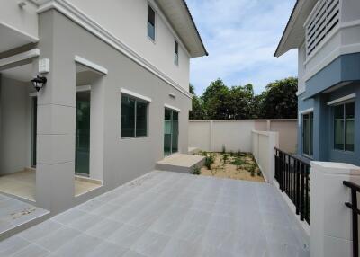 159 Sqm., 3 Beds, 2 Baths House listed for ฿ 3,000,000.