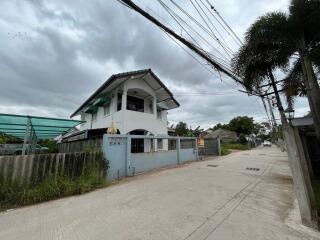 344 Sqm., 1 Bed, 1 Bath House listed for ฿ 2,750,000.