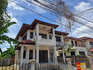 272 Sqm., 3 Beds, 3 Baths House listed for ฿ 3,465,000.