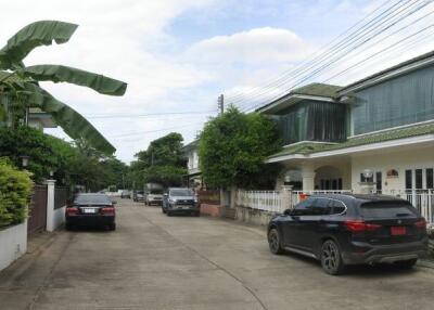 228 Sqm., 3 Beds, 2 Baths House listed for ฿ 3,465,000.