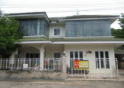 228 Sqm., 3 Beds, 2 Baths House listed for ฿ 3,465,000.