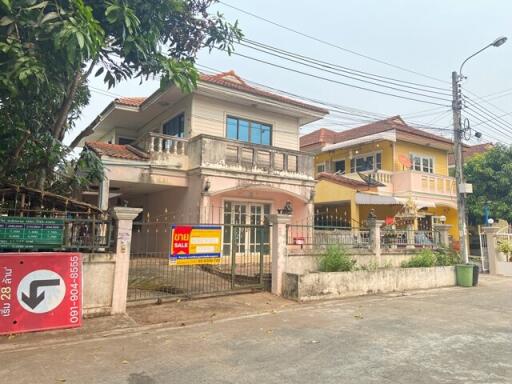 199 Sqm., 1 Bed, 3 Baths House listed for ฿ 3,100,000.