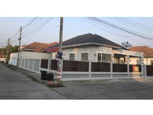 288 Sqm., 3 Beds, 2 Baths House listed for ฿ 2,800,000.