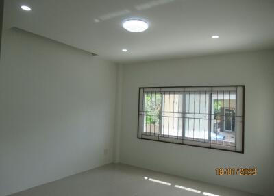 274 Sqm., 1 Bed, 1 Bath House listed for ฿ 3,308,000.