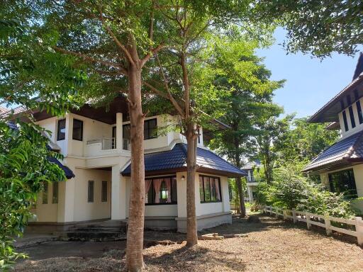 460 Sqm., 3 Beds, 2 Baths House listed for ฿ 2,800,000.