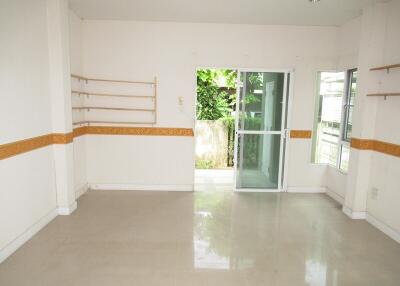 152 Sqm., 1 Bed, 1 Bath House listed for ฿ 2,700,000.