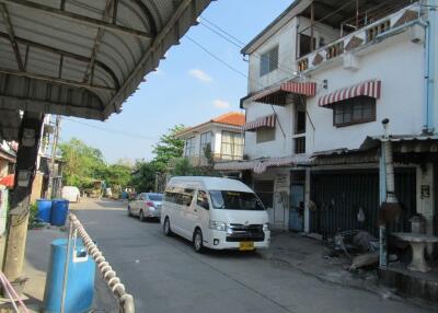 158 Sqm., 1 Bed, 1 Bath House listed for ฿ 3,297,000.