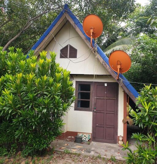 3,444 Sqm., 1 Bed, 1 Bath House listed for ฿ 3,287,000.