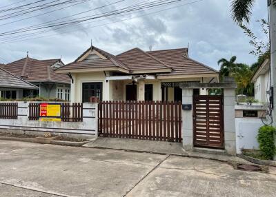 280 Sqm., 3 Beds, 2 Baths House listed for ฿ 3,255,000.