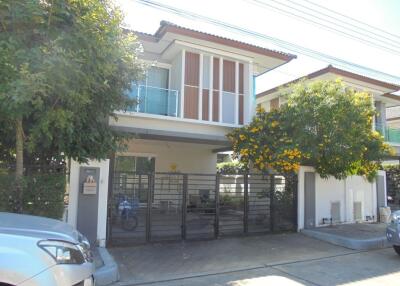 160 Sqm., 3 Beds, 2 Baths House listed for ฿ 3,255,000.