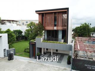 4 Bed 5 Bath 467 SQ.M.  Altitude Mastery Sukhumvit