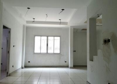 204 Sqm., 1 Bed, 1 Bath House listed for ฿ 3,150,000.