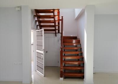147 Sqm., 3 Beds, 1 Bath House listed for ฿ 2,850,000.