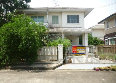 204 Sqm., 1 Bed, 1 Bath House listed for ฿ 2,850,000.