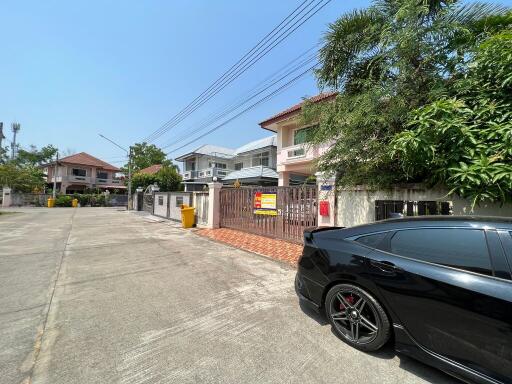 300 Sqm., 1 Bed, 1 Bath House listed for ฿ 2,850,000.