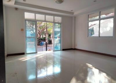 207 Sqm., 1 Bed, 1 Bath House listed for ฿ 3,150,000.