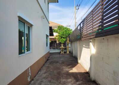 178 Sqm., 1 Bed, 1 Bath House listed for ฿ 3,150,000.