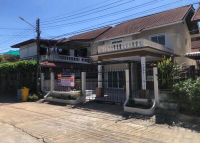 200 Sqm., 1 Bed, 1 Bath House listed for ฿ 3,113,000.