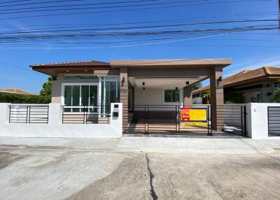 256 Sqm., 3 Beds, 2 Baths House listed for ฿ 3,091,000.
