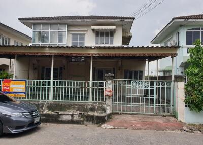 200 Sqm., 3 Beds, 2 Baths House listed for ฿ 2,660,000.