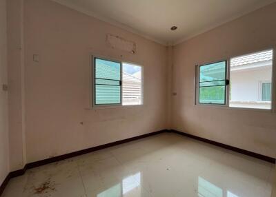 352 Sqm., 3 Beds, 2 Baths House listed for ฿ 3,045,000.
