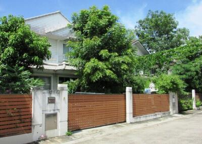 220 Sqm., 1 Bed, 1 Bath House listed for ฿ 3,045,000.