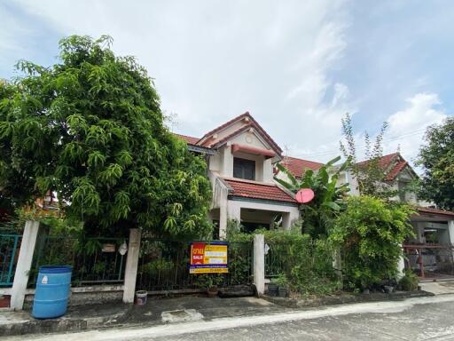 200 Sqm., 1 Bed, 1 Bath House listed for ฿ 2,755,000.