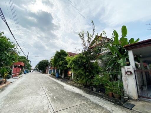 200 Sqm., 1 Bed, 1 Bath House listed for ฿ 2,755,000.