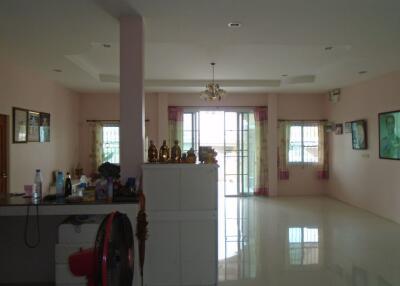 804 Sqm., 3 Beds, 2 Baths House listed for ฿ 3,038,000.