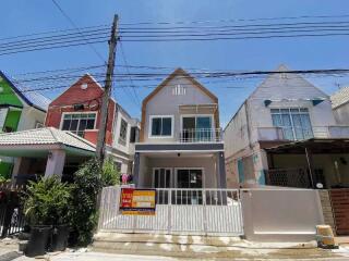 142 Sqm., 2 Beds, 2 Baths House listed for ฿ 2,300,000.