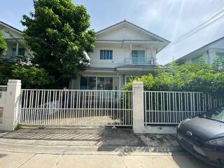 200 Sqm., 3 Beds, 3 Baths House listed for ฿ 2,660,000.