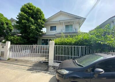 200 Sqm., 3 Beds, 3 Baths House listed for ฿ 2,660,000.