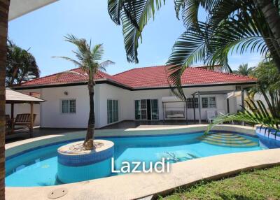 Secluded 3 Bed Pool Villa – very close to Hua Hin town