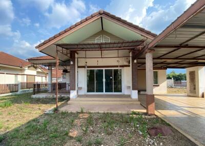 715 Sqm., 3 Beds, 2 Baths House listed for ฿ 2,940,000.