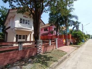 240 Sqm., 3 Beds, 3 Baths House listed for ฿ 2,940,000.