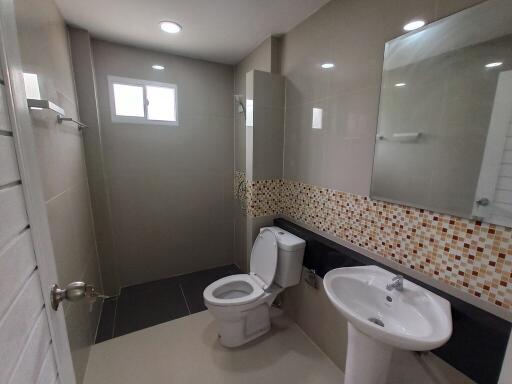 237 Sqm., 1 Bed, 1 Bath House listed for ฿ 2,607,000.