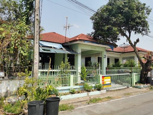 200 Sqm., 1 Bed, 1 Bath House listed for ฿ 2,518,000.