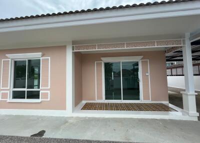 213 Sqm., 3 Beds, 2 Baths House listed for ฿ 2,772,000.