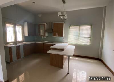 256 Sqm., 2 Beds, 1 Bath House listed for ฿ 2,470,000.