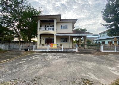 380 Sqm., 2 Beds, 2 Baths House listed for ฿ 2,699,000.