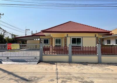 318 Sqm., 3 Beds, 2 Baths House listed for ฿ 2,678,000.
