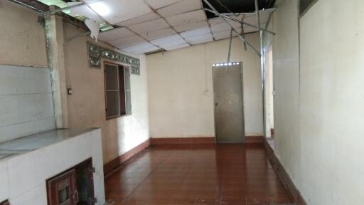 1,600 Sqm., 2 Beds, 1 Bath House listed for ฿ 2,677,000.