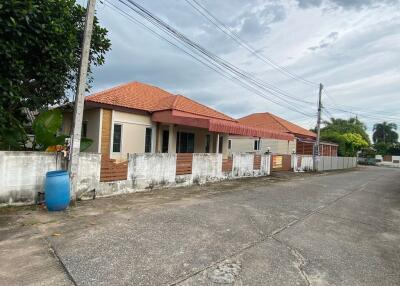 313 Sqm., 3 Beds, 2 Baths House listed for ฿ 2,625,000.