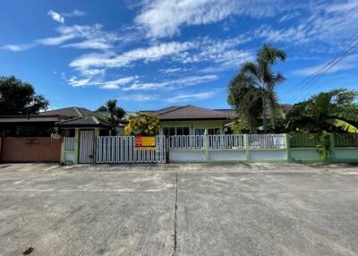 221 Sqm., 3 Beds, 2 Baths House listed for ฿ 2,625,000.