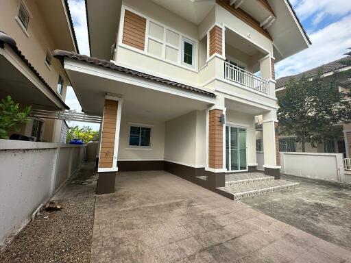 166 Sqm., 1 Bed, 1 Bath House listed for ฿ 2,375,000.