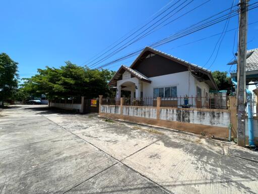 340 Sqm., 1 Bed, 1 Bath House listed for ฿ 2,375,000.